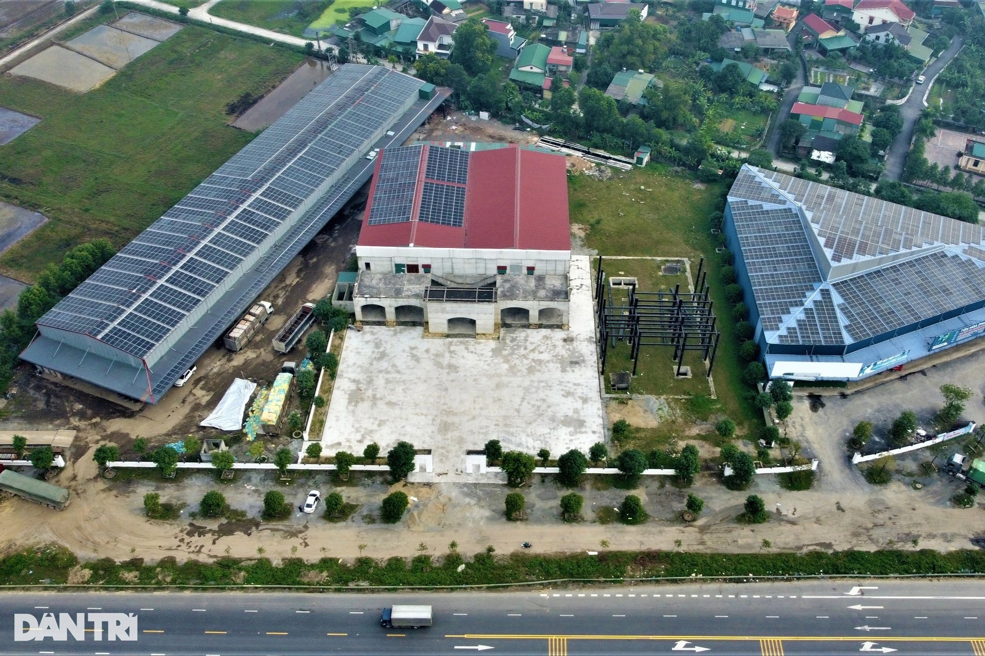 Hàng loạt dự án trăm, nghìn tỷ dang dở trên đất vàng thành phố Hà Tĩnh - 7 Hàng loạt dự án trăm, nghìn tỷ dang dở trên đất vàng thành phố Hà Tĩnh - 7