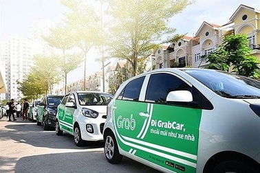 Dừng thí điểm xe công nghệ, “đế chế” Grab có sụp đổ?