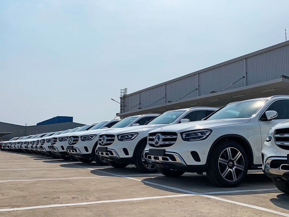 Mười năm liên tục giảm thuế, chờ thời chơi xe BMW, Mec giá rẻ - 2