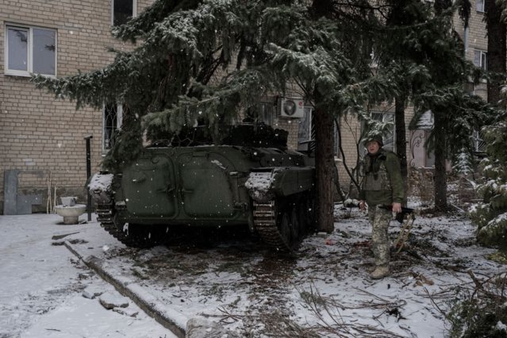 Ukraine đối mặt lựa chọn khó khăn khi Nga thắt gọng kìm ở Bakhmut - 4 Ukraine đối mặt lựa chọn khó khăn khi Nga thắt gọng kìm ở Bakhmut - 4