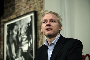 Ông chủ WikiLeaks bị bóc trần “tất cả sự bẩn thỉu”