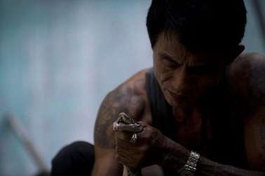 Người đàn ông bị rắn hổ mang chúa cắn 4 lần vẫn sống khỏe