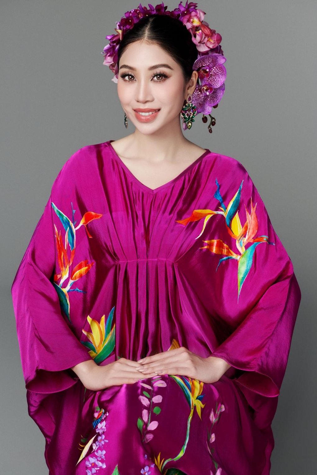 Top 4 Hoa hậu Trái đất 2023 diện thiết kế thời trang từ lụa Việt Nam - 6 Top 4 Hoa hậu Trái đất 2023 diện thiết kế thời trang từ lụa Việt Nam - 6