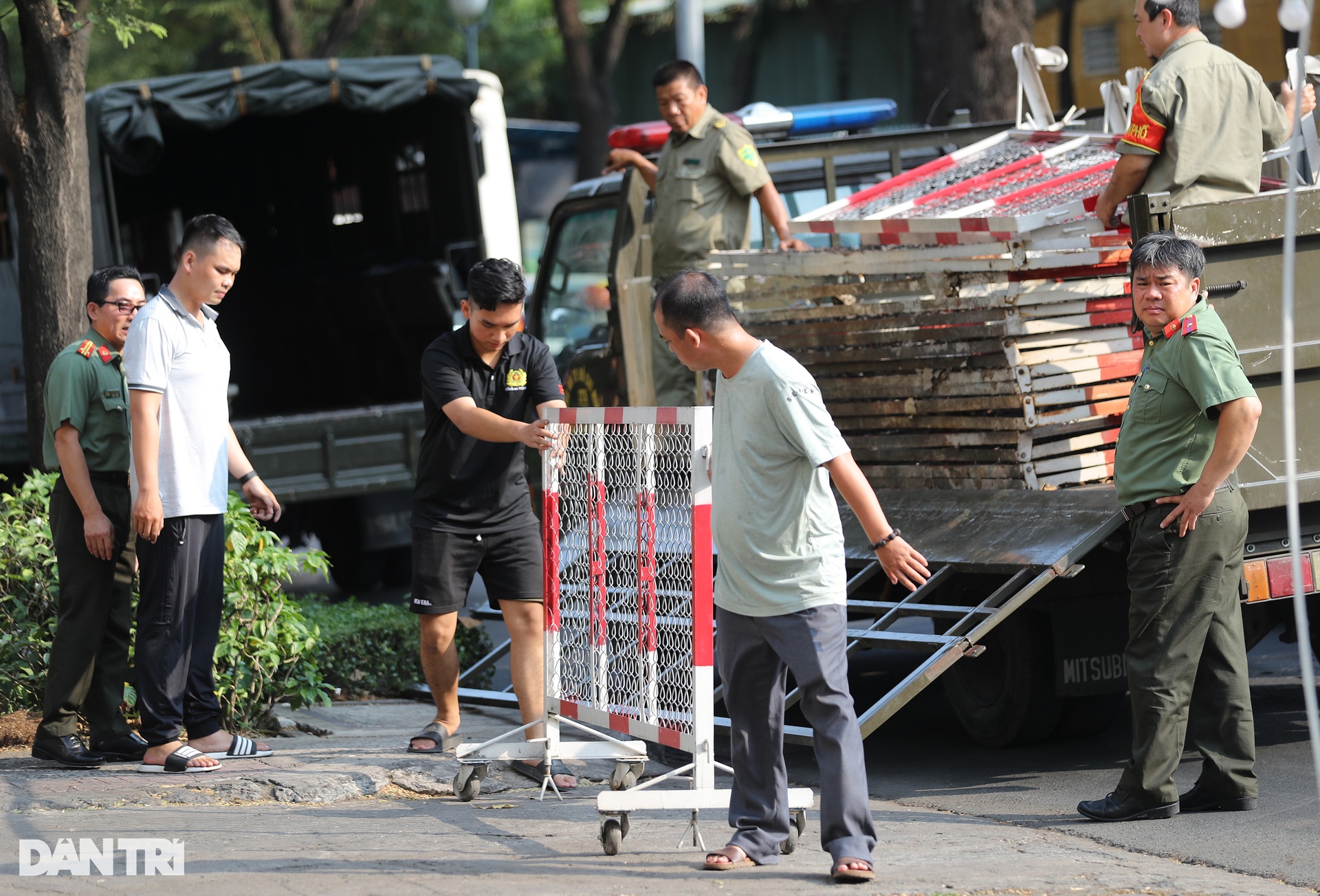 Công tác an ninh, thiết bị phục vụ phiên tòa vụ Vạn Thịnh Phát hoàn tất - 1 Công tác an ninh, thiết bị phục vụ phiên tòa vụ Vạn Thịnh Phát hoàn tất - 1