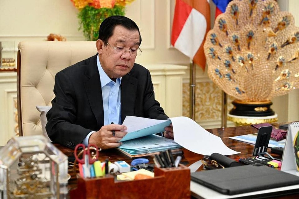 Ông Hun Sen tái xuất trên Facebook - 1 Ông Hun Sen tái xuất trên Facebook - 1