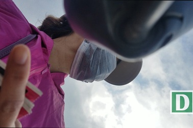 “Phiên chợ” đặc biệt ở Mỹ Đình: Tấp nập mua bán vé chợ đen từ sáng sớm