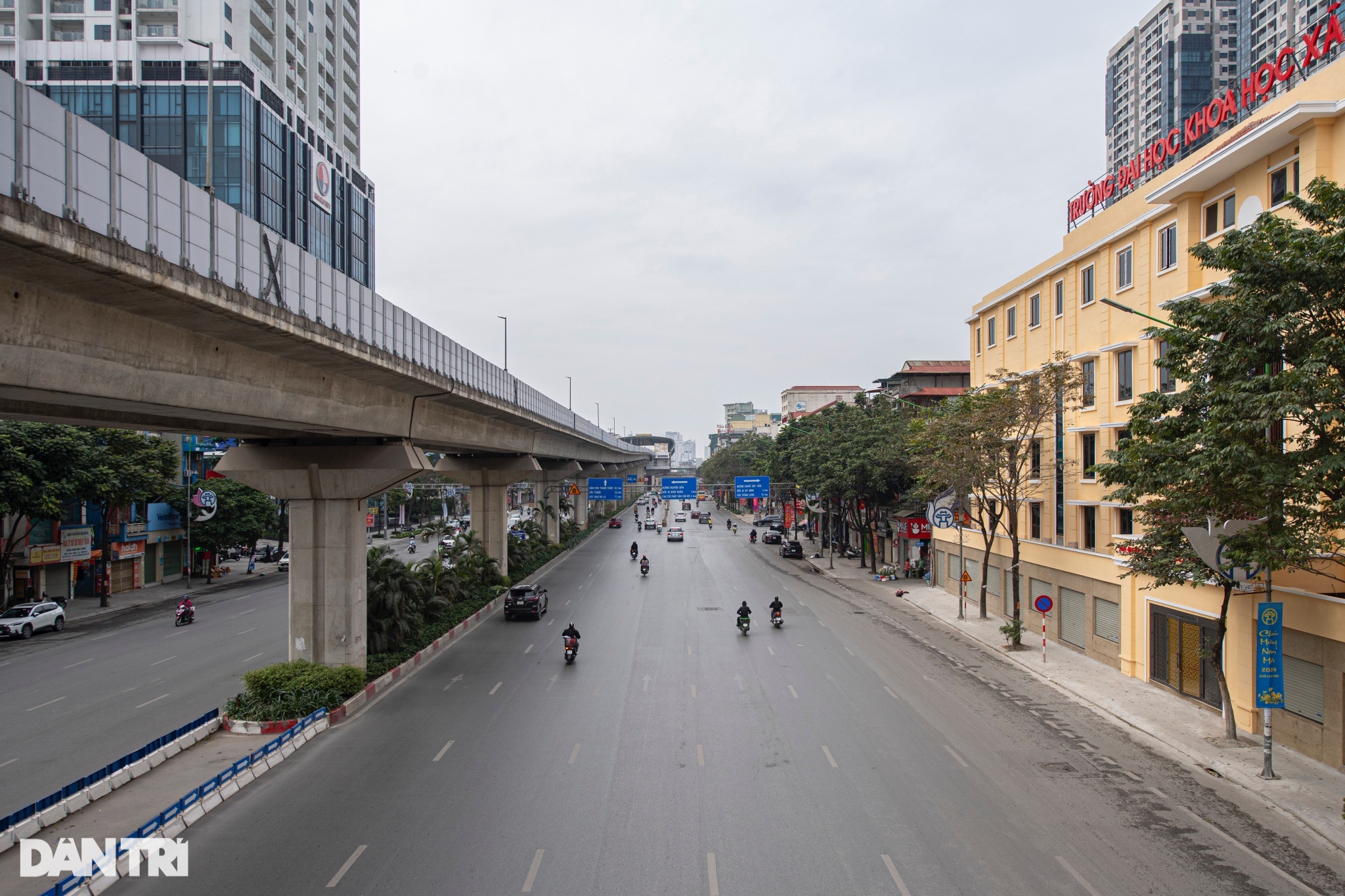 Hanoi streets are deserted on the afternoon of Tet - August 30