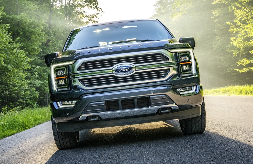 So sánh Ford F-150 thế hệ mới và cũ - 1 So sánh Ford F-150 thế hệ mới và cũ - 1