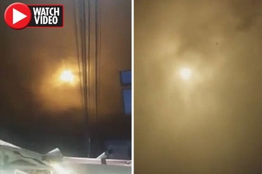 Ánh sáng lạ giữa đêm như người ngoài hành tinh đổ bộ