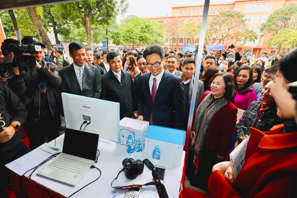 Giúp sinh viên đổi mới sáng tạo là trách nhiệm của các trường đại học - 1 Giúp sinh viên đổi mới sáng tạo là trách nhiệm của các trường đại học - 1