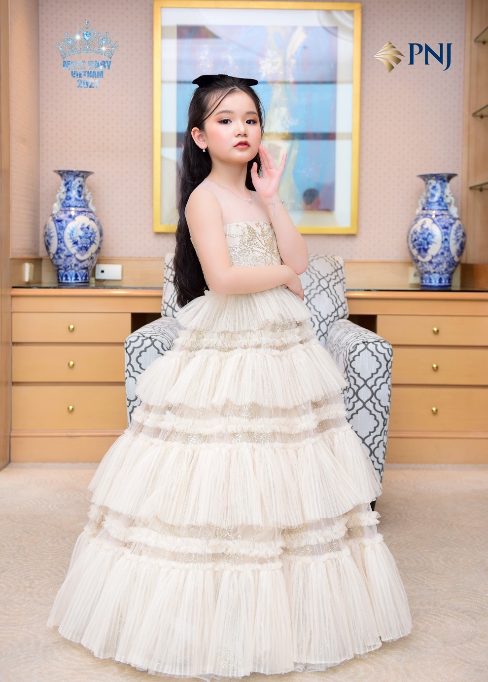Mẫu nhí đa tài Kim Cương thăng hoa trong nghệ thuật và học tập - 8 Mẫu nhí đa tài Kim Cương thăng hoa trong nghệ thuật và học tập - 8