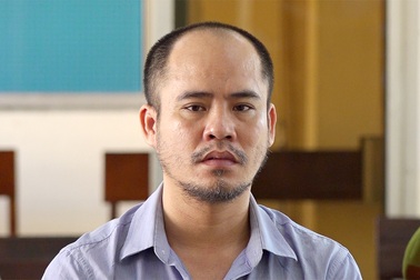 Lãnh 30 năm tù vì tội dùng bình ắc quy chích điện chủ tiệm cướp vàng