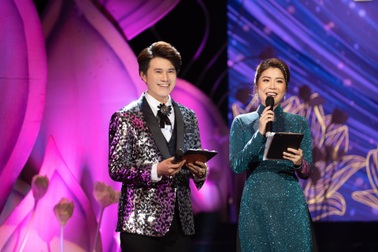 MC Vũ Mạnh Cường kể sự cố bị té ngã, chuột rút vẫn nén đau dẫn chương trình