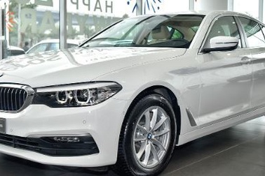 Những mẫu ô tô giảm giá "sập sàn" trong năm 2020