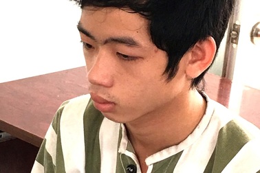 Đưa bạn vào bệnh viện cấp cứu… rồi gây chuyện, đánh bảo vệ