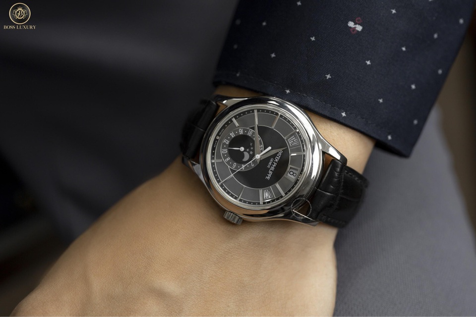 Top 3 mẫu đồng hồ sở hữu sắc màu đột phá mới tại Boss Luxury - 4 Top 3 mẫu đồng hồ sở hữu sắc màu đột phá mới tại Boss Luxury - 4