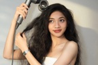 Á hậu đóng phim 18+ "Trại buôn người": Ngoài đời nóng bỏng, tuổi thơ cơ cực