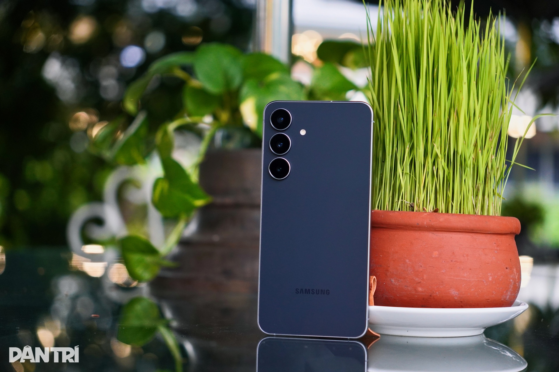 Đánh giá Galaxy S25 FE: Màn hình đẹp, camera tốt nhưng hiệu năng chưa cao - 1