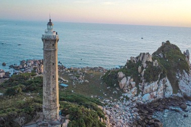 Hải đăng Kê Gà được xếp hạng di tích