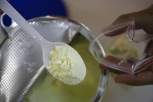 Bác sĩ dinh dưỡng: Nhiều người "ngây thơ" khi chọn sữa cho con