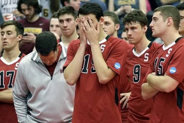 Đại học Stanford cắt giảm 11 môn thể thao để tiết kiệm chi phí