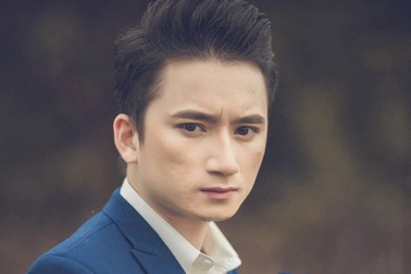 Phan Mạnh Quỳnh thi gameshow để trả nợ cho bố mẹ