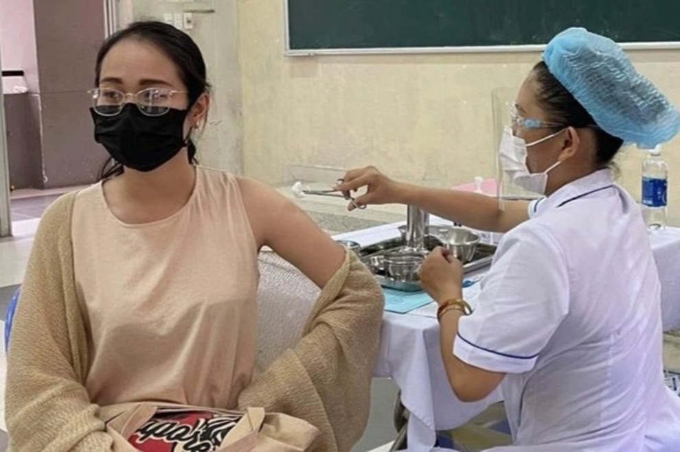 TPHCM đẩy nhanh tiến độ tổ chức tiêm chủng vắc xin phòng Covid-19 - 1 TPHCM đẩy nhanh tiến độ tổ chức tiêm chủng vắc xin phòng Covid-19 - 1