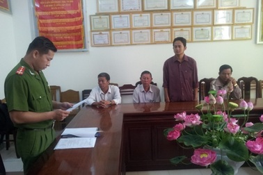 Khởi tố 4 cán bộ lập danh sách khống trục lợi BHYT