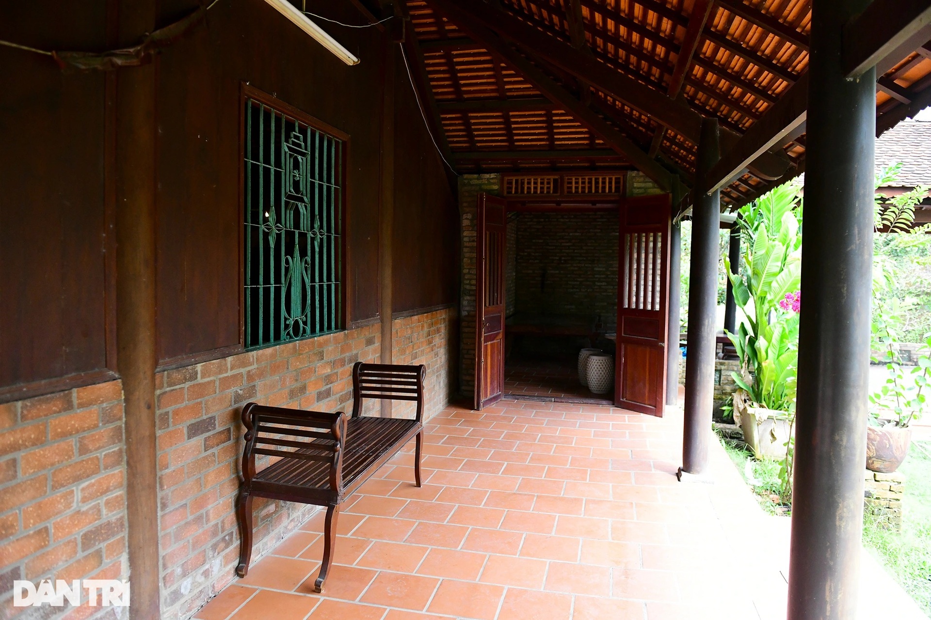 Khu nhà cổ mang kiến trúc Nam bộ xưa trị giá hơn 20 tỷ đồng ở Sài Gòn - 11 Khu nhà cổ mang kiến trúc Nam bộ xưa trị giá hơn 20 tỷ đồng ở Sài Gòn - 11