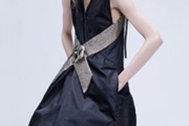 Vẻ đẹp cổ điển của Irina Lazareanu 