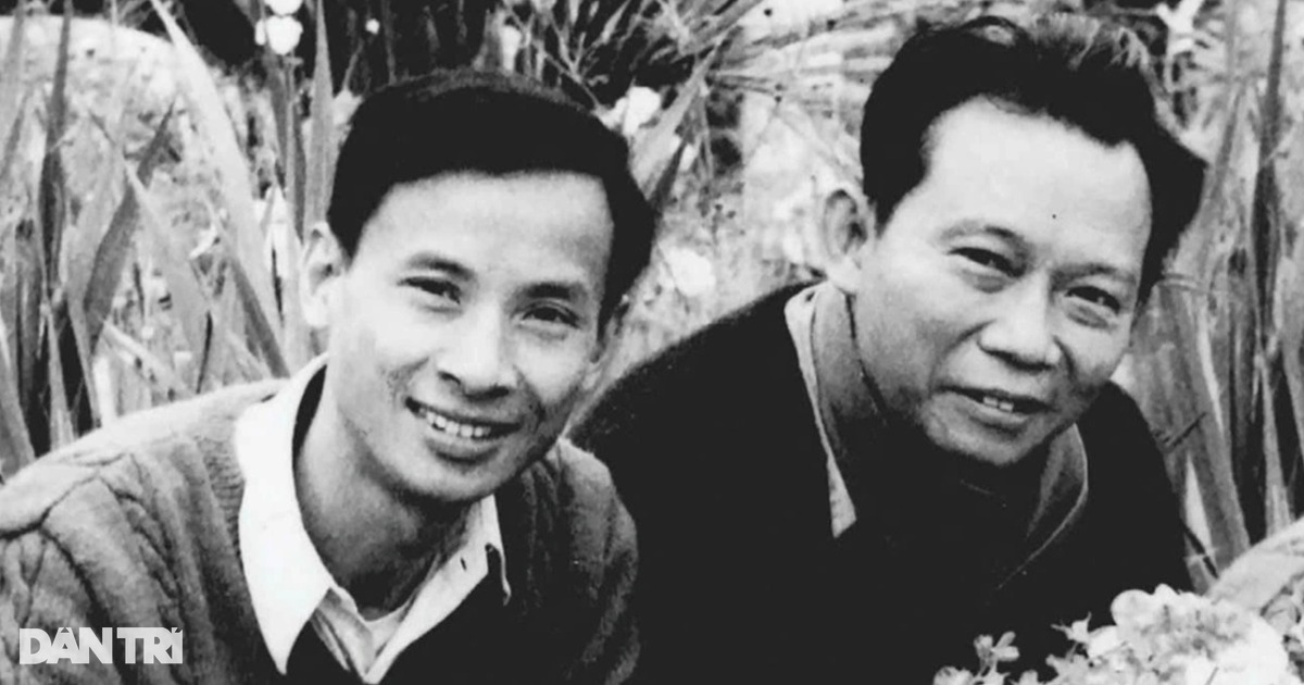 Nhà Báo Kim Toàn: Chiến Sĩ Mực Đen - Hành Trình Sống Đầy Bi Kịch và Dũng Cảm trên Chiến Trường