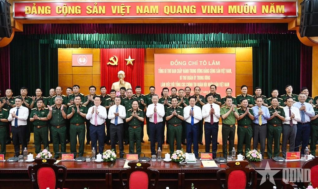 “Cán bộ cấp cao Quân đội tham gia Trung ương phải có uy tín cao trong Đảng” - 3 “Cán bộ cấp cao Quân đội tham gia Trung ương phải có uy tín cao trong Đảng” - 3