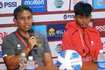 HLV U16 Indonesia khiêm tốn dù đội nhà thắng U16 Việt Nam