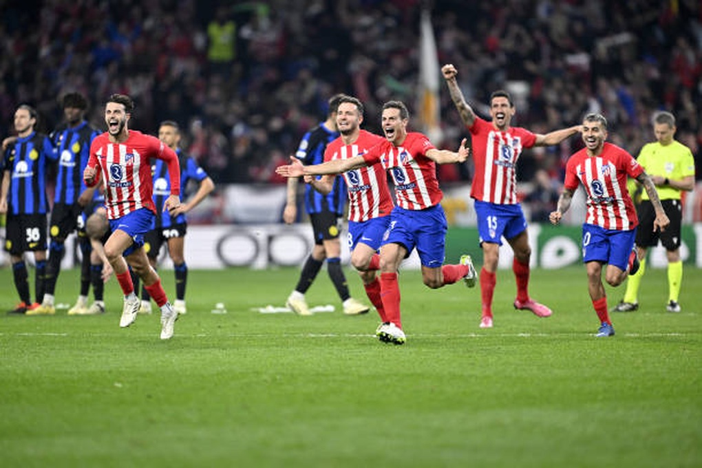 Cảm xúc trái ngược của Simeone và Inzaghi sau đại chiến Atletico - Inter - 2 Cảm xúc trái ngược của Simeone và Inzaghi sau đại chiến Atletico - Inter - 2
