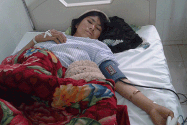 Bác sĩ hiến máu cứu sống sản phụ băng huyết nguy kịch