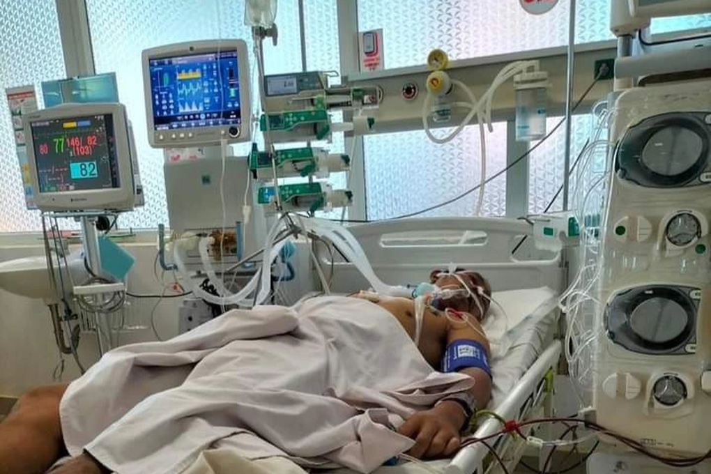 Người đàn ông hôn mê, phải lọc máu sau khi ăn nấm lạ - 1 Người đàn ông hôn mê, phải lọc máu sau khi ăn nấm lạ - 1