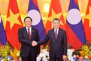 Thủ tướng Lê Minh Hưng hội đàm với Thủ tướng Lào