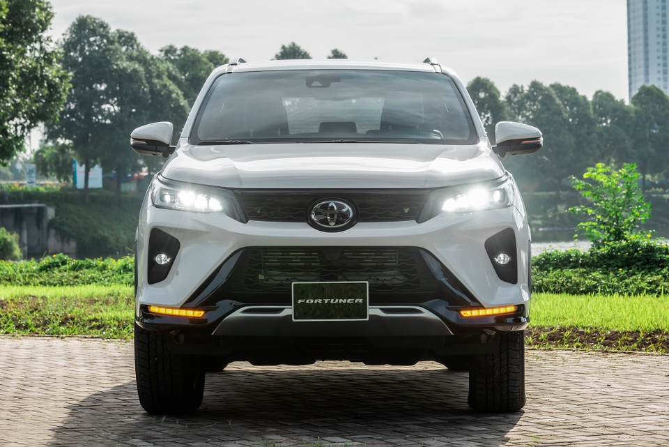 Xe mới dồn dập về Việt Nam, người dùng hoa mắt vì nhiều chọn lựa - 2 Xe mới dồn dập về Việt Nam, người dùng hoa mắt vì nhiều chọn lựa - 2