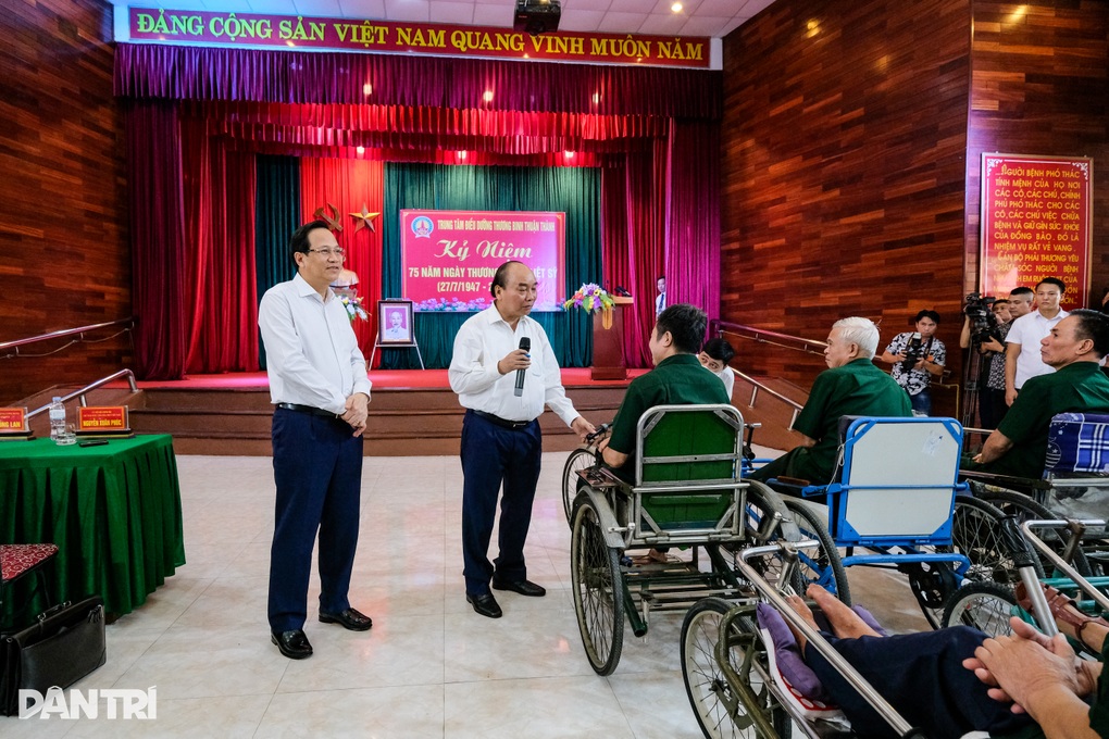 Chủ tịch nước đáp ứng nguyện vọng, tặng 100 máy giặt hỗ trợ thương binh - 9 Chủ tịch nước đáp ứng nguyện vọng, tặng 100 máy giặt hỗ trợ thương binh - 9
