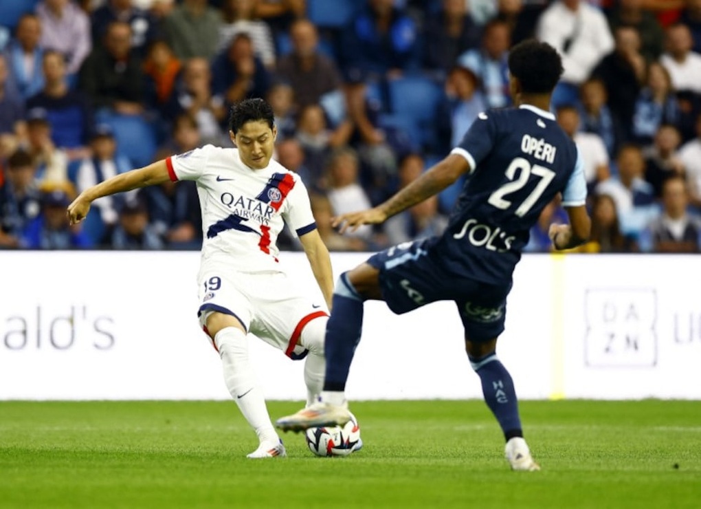 PSG thắng đậm trong trận mở màn mùa giải mới - 1 PSG thắng đậm trong trận mở màn mùa giải mới - 1