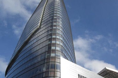 Hú hồn vì tin báo cháy ở tòa nhà cao nhất TPHCM