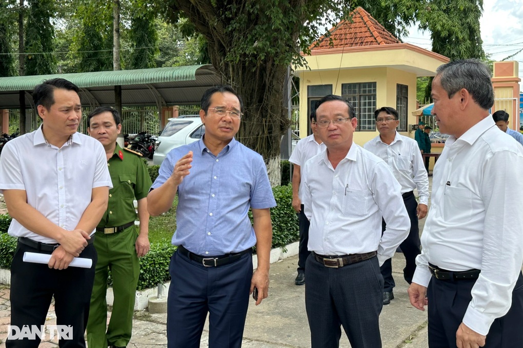 Chủ tịch Nguyễn Văn Được làm việc với 36 xã, phường ở TPHCM