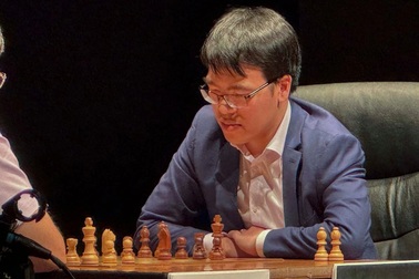 Báo thế giới ca ngợi Quang Liêm khi hạ vua cờ, vô địch giải cờ vua danh giá