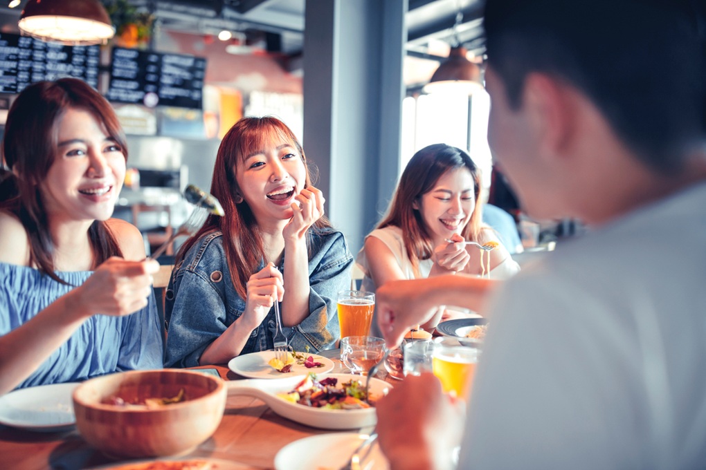 Làm thế nào để từ chối rượu bia mà không gây mất lòng ngày Tết? - 3 Làm thế nào để từ chối rượu bia mà không gây mất lòng ngày Tết? - 3