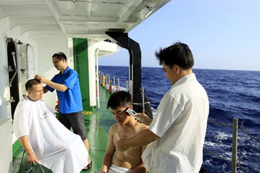 Một ngày “bình thường” ở Hoàng Sa