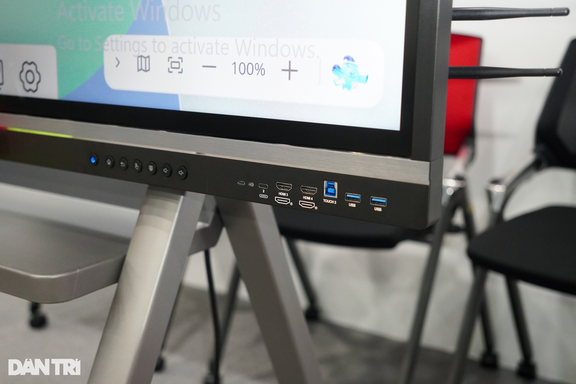 Computex 2025: Màn hình tương tác tích hợp AI dành cho lớp học - 4 Computex 2025: Màn hình tương tác tích hợp AI dành cho lớp học - 4