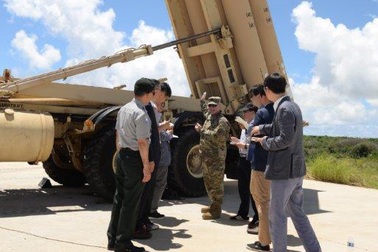 Quân đội Mỹ lần đầu “khoe” căn cứ tên lửa THAAD với truyền thông nước ngoài