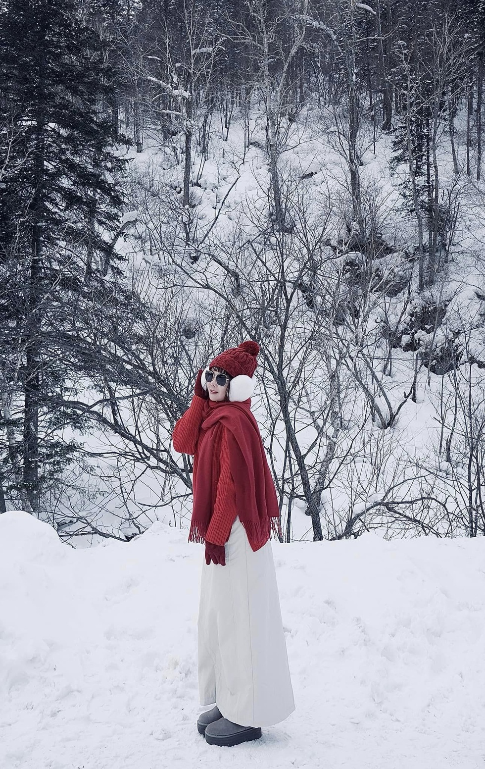 Khách Việt chi 45 triệu đồng thử sống ở nơi lạnh -30 độ C, cá lên bờ hóa đá - 6