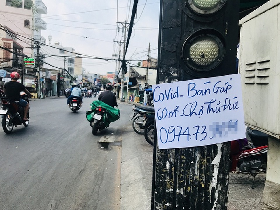 Thời dịch: Đại gia địa ốc thi nhau “ngủ đông, dân đầu tư sụt sùi bán tháo - 3 Thời dịch: Đại gia địa ốc thi nhau “ngủ đông, dân đầu tư sụt sùi bán tháo - 3