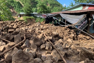 Lên phương án dùng trực thăng vào hiện trường vụ sạt lở vùi lấp 11 người